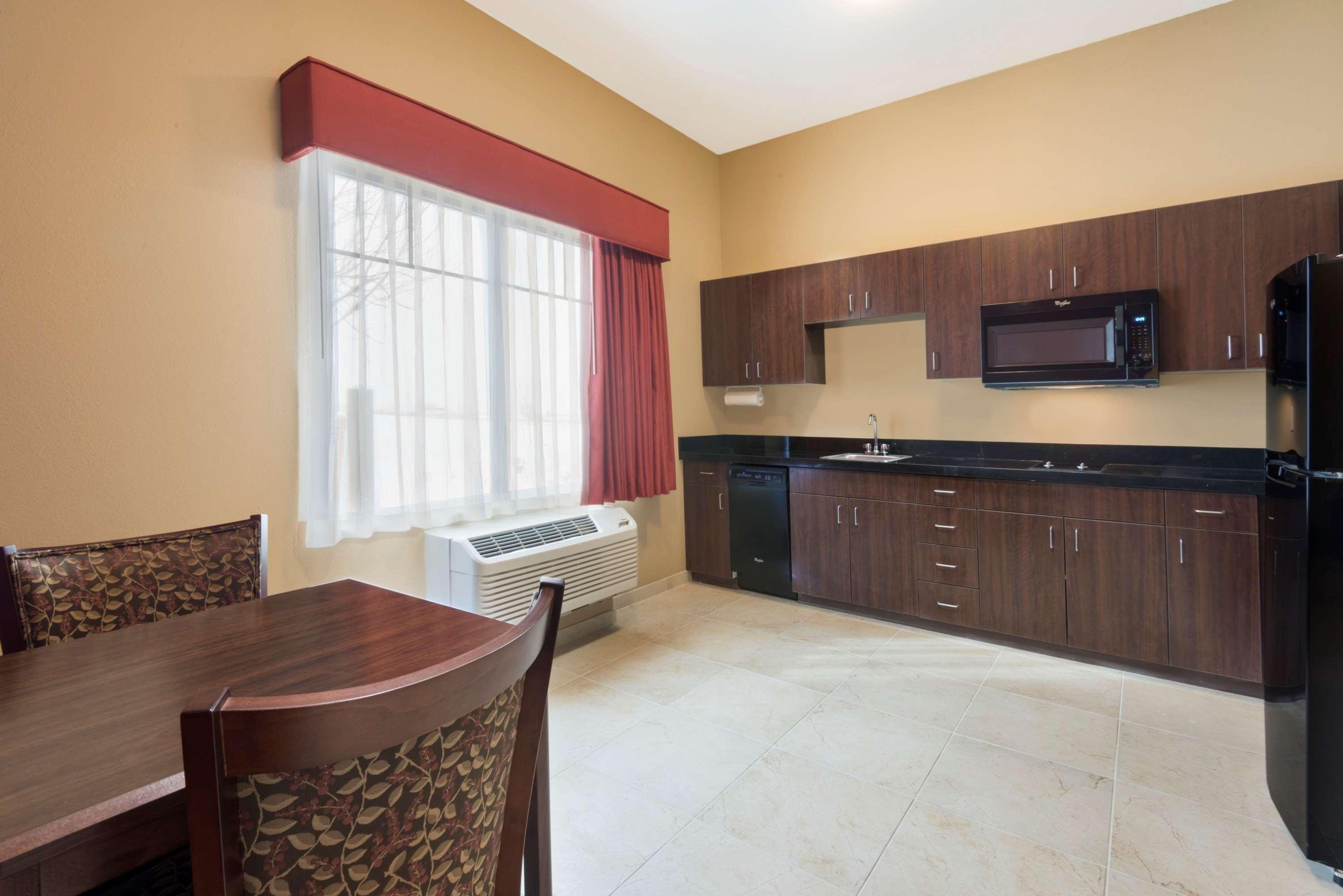 Best Western Plus Hudson Hotel & Suites Buitenkant foto