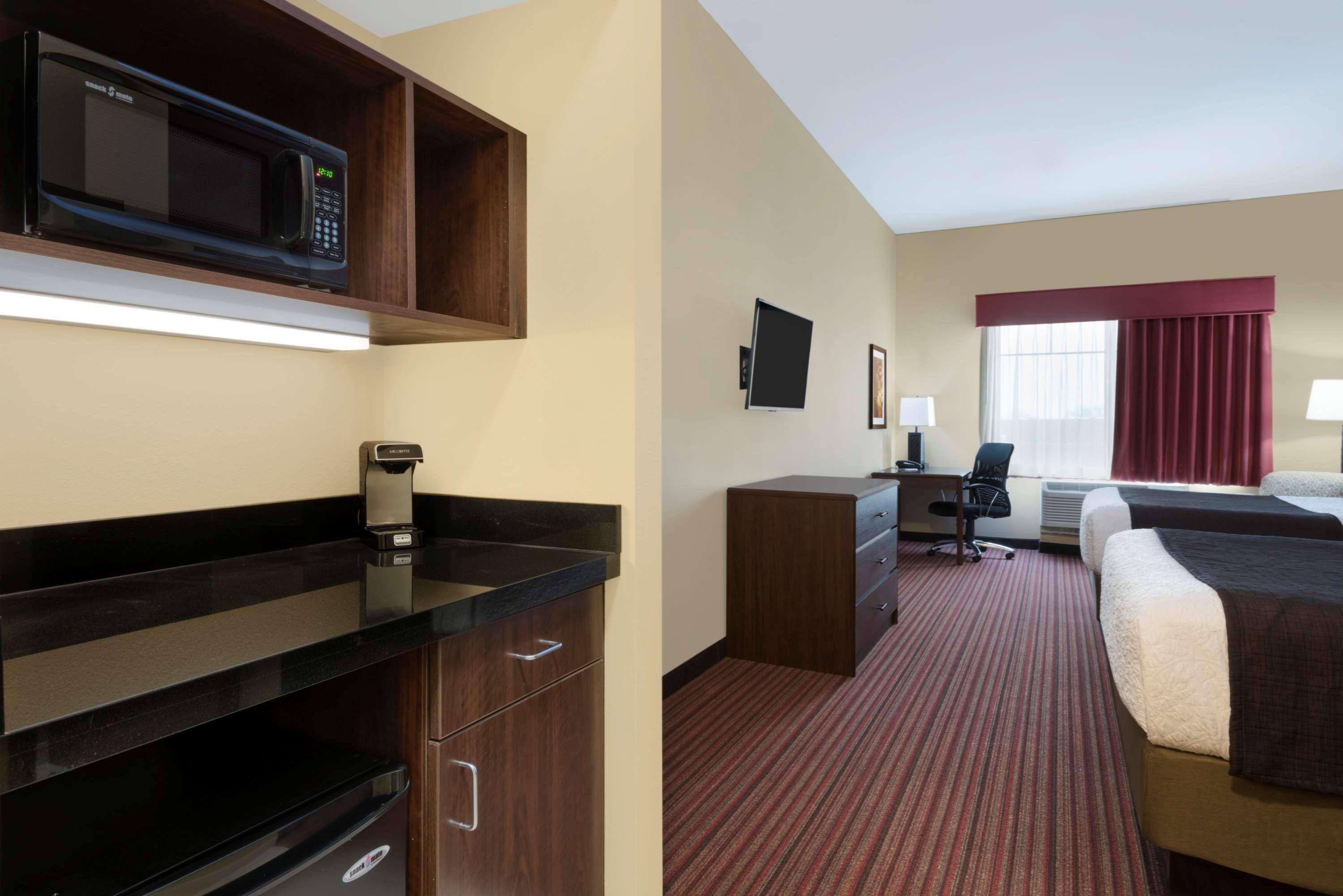 Best Western Plus Hudson Hotel & Suites Buitenkant foto