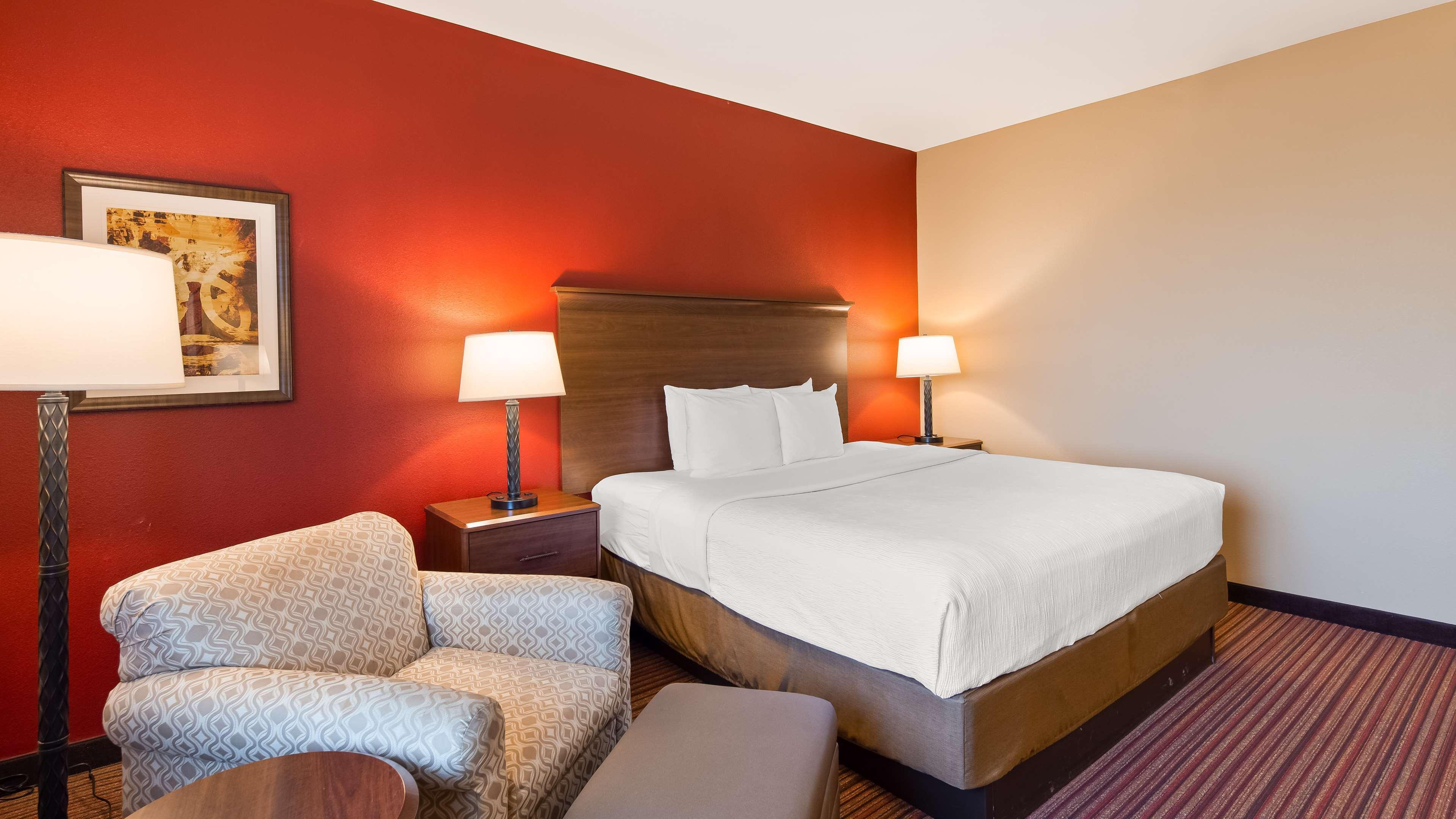 Best Western Plus Hudson Hotel & Suites Buitenkant foto
